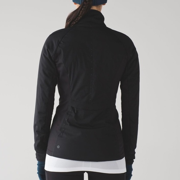 🔥 Lululemon Primaloft Insulated Run For Cold Running Jacket, Black - Picture 2 of 10